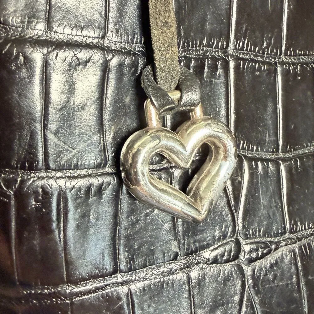 Brighton Black Faux Croc Embossed Shoulder Bag Vintage Plaid Lining Heart Charms